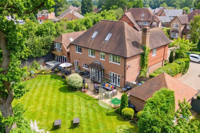 Pirbright House, Chapel Lane, Bagshot photo 2