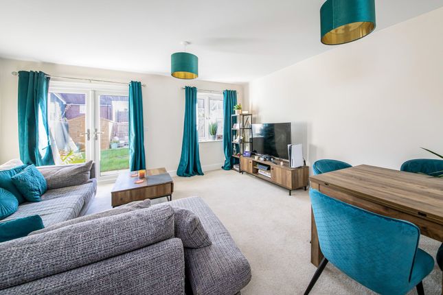 19 Lamble Walk, Wantage photo 2