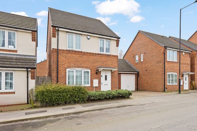 3-bed house on 34 Carr House Road, Hyde Park, DN4 5ER, £180,000
