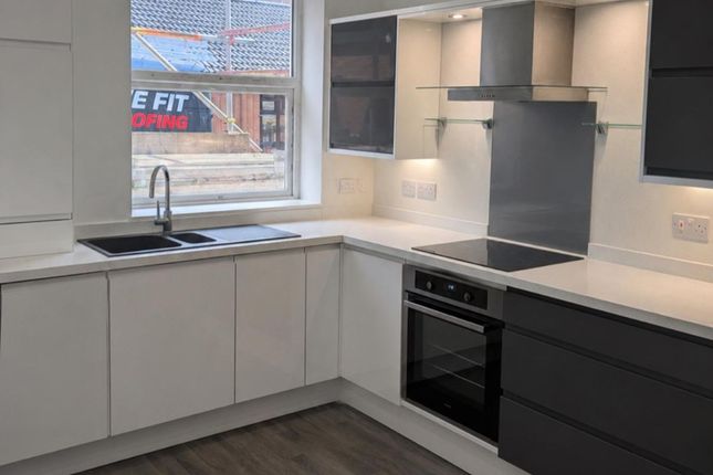 5 Cocker Street, Darwen photo 4