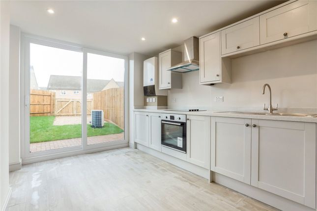 4, Sycamore Row, Enstone photo 3