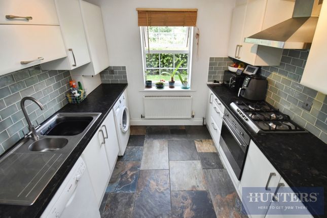 21, Lock Keeper Close, Wigston photo 3