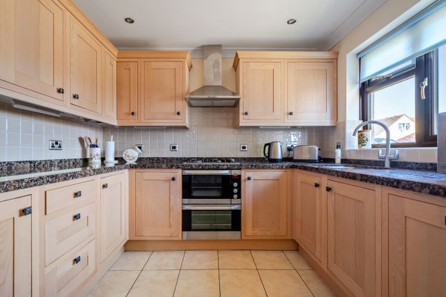 21, East Cliff Road, Devon photo 4