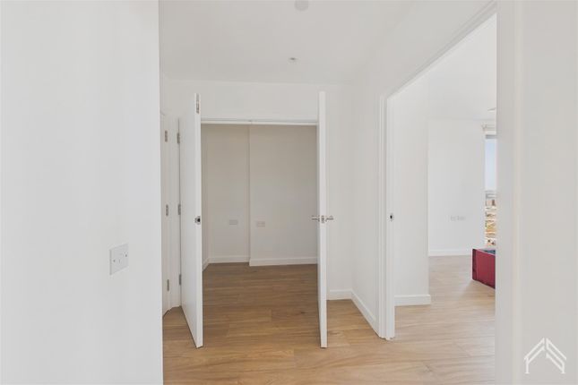 547854, 330 Ealing Road, Wembley photo 4
