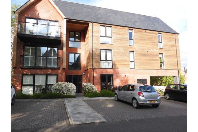 Flat for sale in Andover Road, Winchester