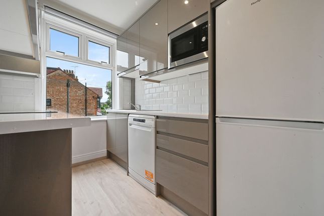 100b, Sussex Road, Harrow photo 3