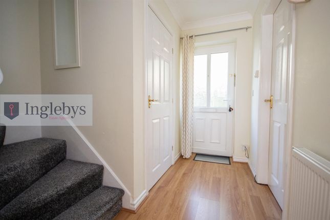 2, Beckside Close, Loftus photo 4