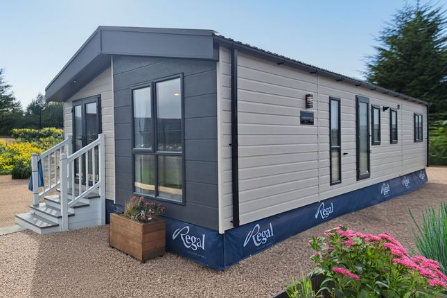 2-bed caravan on Woodleigh Caravan Park, Cheriton Bishop, £149,995