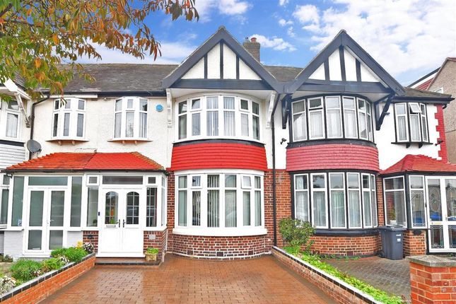 Thumbnail Terraced house for sale in Stradbroke Grove, Ilford, Essex