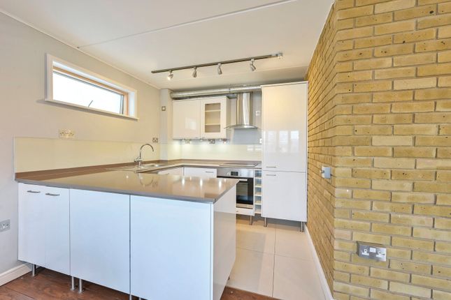 Denmark Lofts, Wimbledon Village photo 4