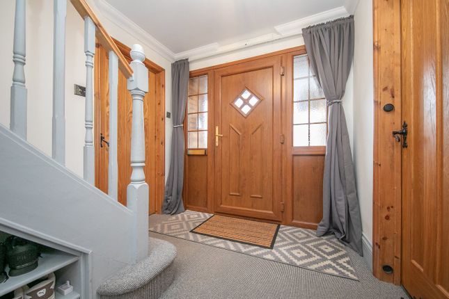 15, Mill Lane, Clacton-on-Sea photo 3