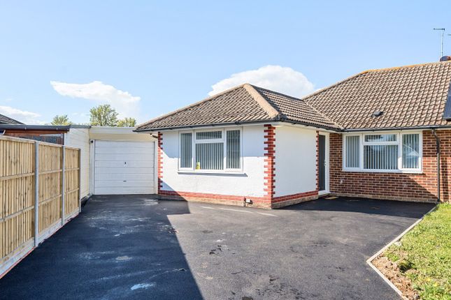 Thumbnail Bungalow for sale in Lugano Close, Waterlooville, Hampshire