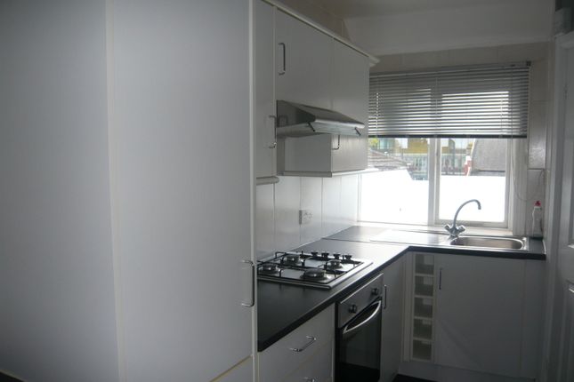 Flat to rent in Hall Gate, Doncaster