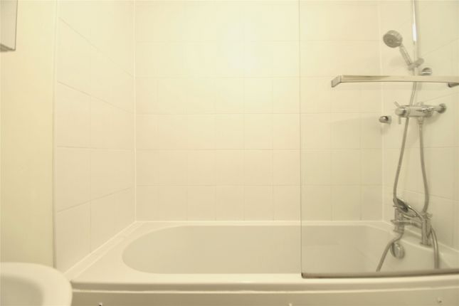 7, Walden House, Barnet photo 4