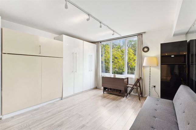 Studio studio on Flat 5, Courtleigh 126, Earls Court Road, London, £440,000