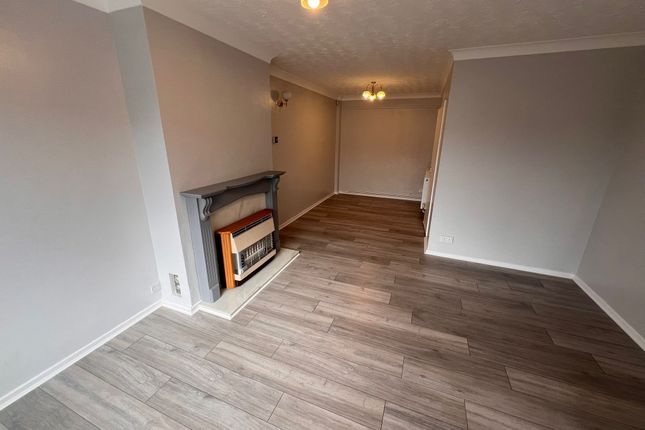 10 Gleneagles Crescent, Stoke-on-Trent photo 4