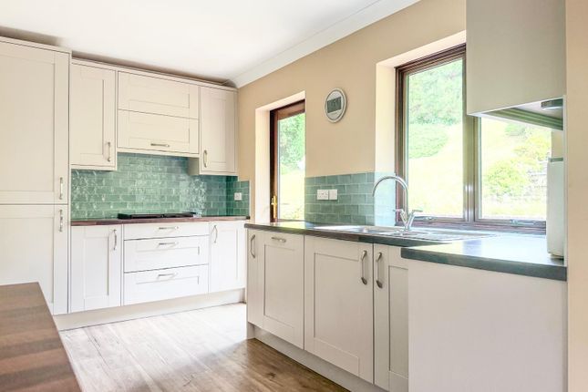 21, Beechwood Park, Hemel Hempstead photo 4