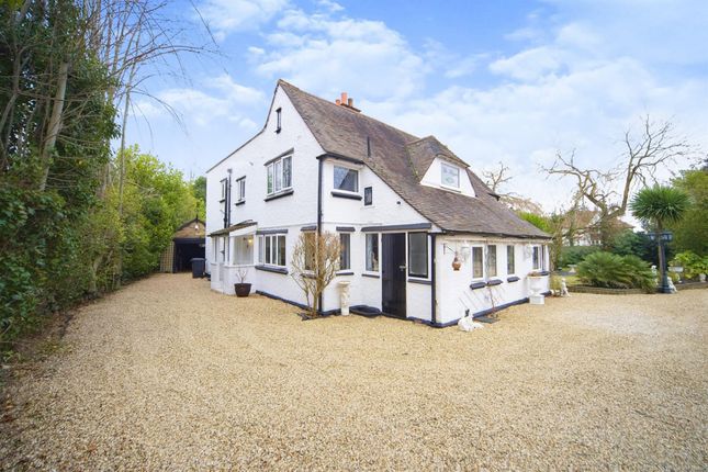 Thumbnail Detached house for sale in Epping Road, Roydon, Harlow