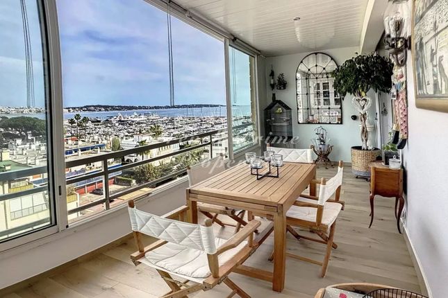 Apartment for sale in Golfe-Juan, 06220, France
