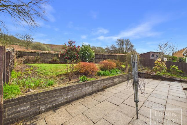17, Brynderwen, Pontypridd photo 4