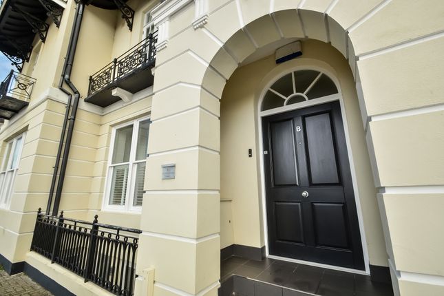 Maisonette for sale in South Parade, Southsea