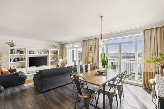 Flat for sale in St Hilda’S Wharf, Wapping High Street, London