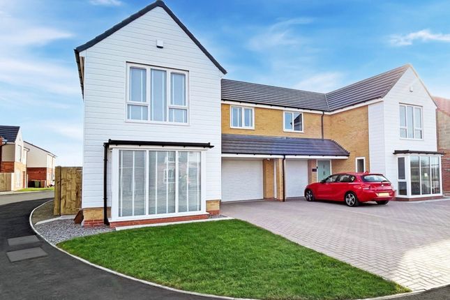3-bed house on 25, Coastview Close, Hartlepool, £222,000