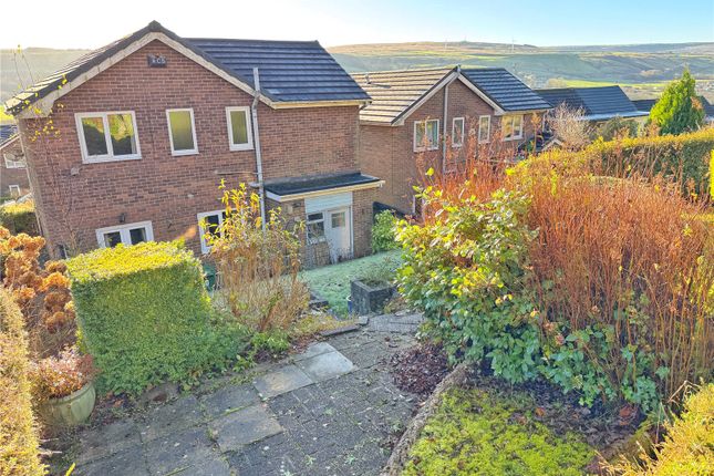 20, Fernhill Crescent, Rossendale photo 3
