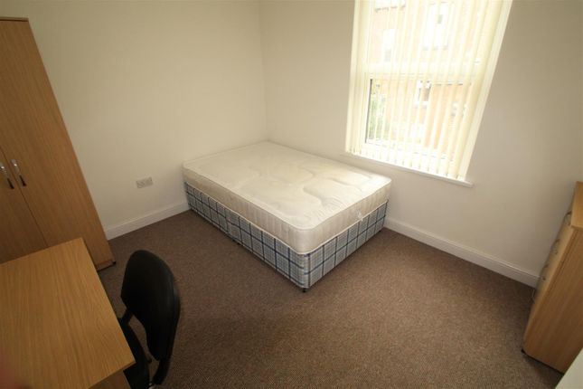 7, Beamsley Grove, Leeds photo 3