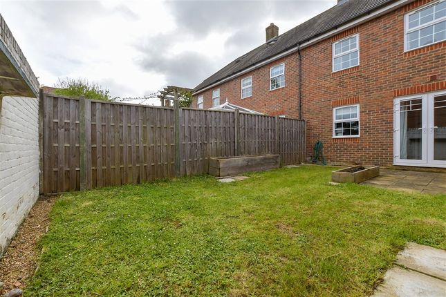 Locks Yard, Headcorn photo 2