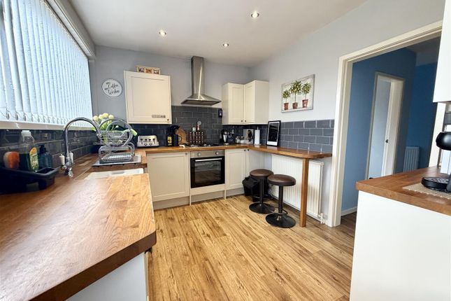 60, Montague Crescent, Leeds photo 4