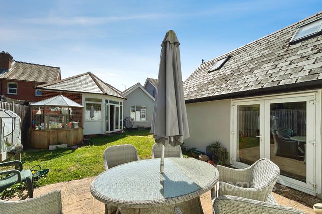 47, Albany Road, Hampshire photo 4