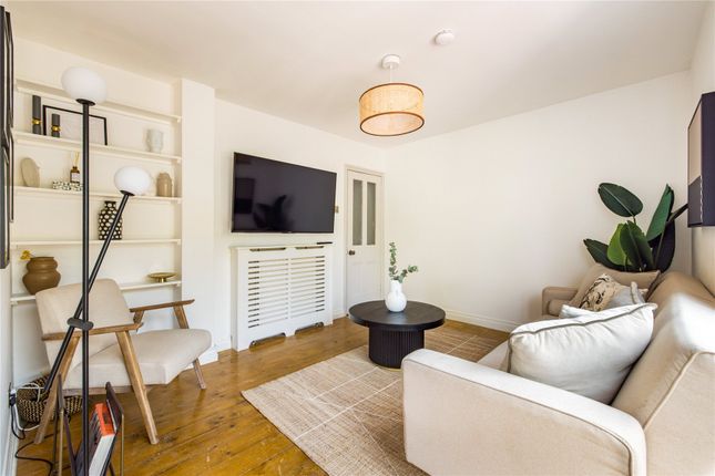 Flat for sale in Inglethorpe Street, London