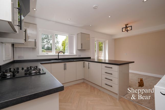 1, Whitland Close, Cardiff photo 3