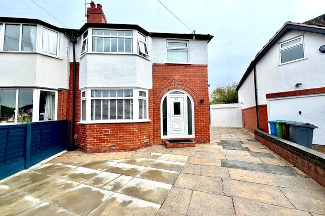 3-bed house on 13, Manchester, £1,800/mo