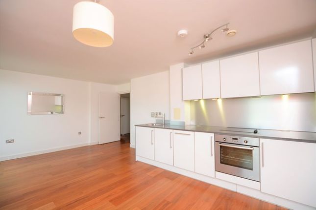 Mosaic Apartments, Slough photo 2