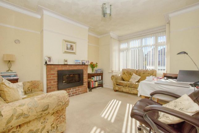 39, Athelstan Road, Southampton photo 3