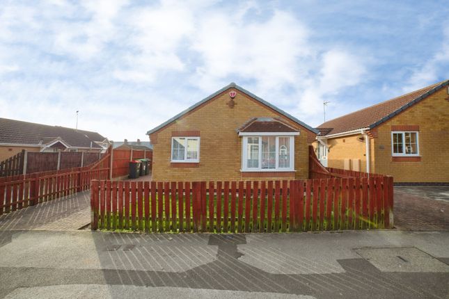 2-bed house on 42, The Twitchell, Nottinghamshire, £200,000