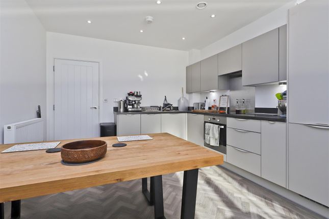Flat 68, 34, Bluenote Apartments, Blyth Road, Hayes photo 2
