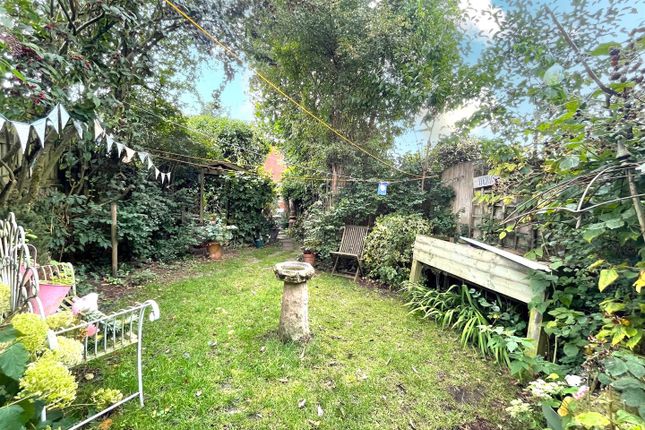16, Church Lane, Westhoughton photo 3