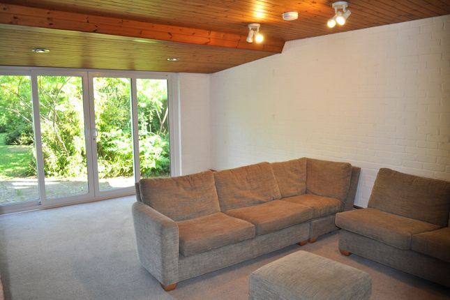 8, Northway, Swansea photo 3