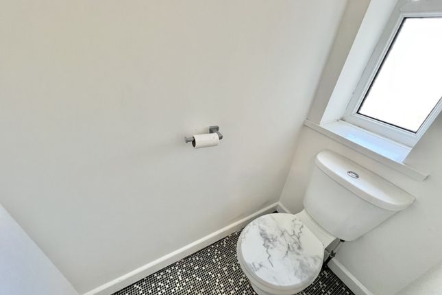 End terrace house for sale in Prescot Place, Thornton