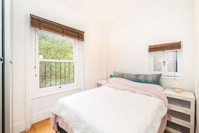 Flat 5, 23, Gledhow Gardens, London photo 4