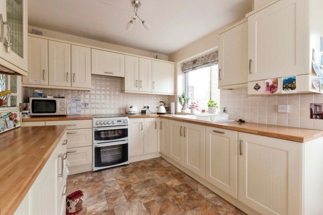 Semi-detached house for sale in Grovelands Avenue, Hitchin