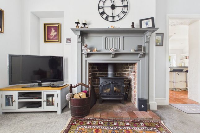 Smithy Cottage, West Street, Lancing photo 3