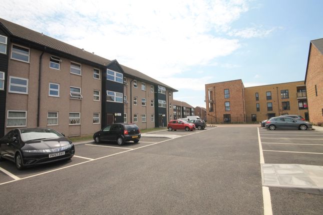 Thumbnail Flat to rent in Barberry Close, Romford