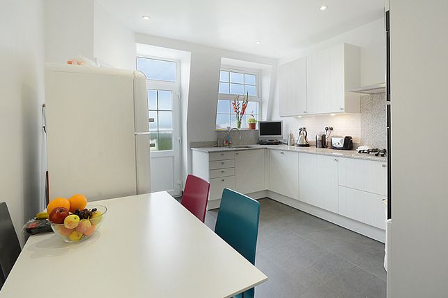 Sidmouth Road, London photo 4