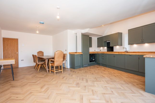 Flat Delta, Constantia House, Cromer photo 4