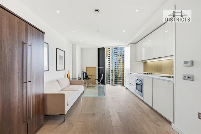 Studio flat on Apartment 2610 Strata Building, 8 Walworth Road, London, £300,000