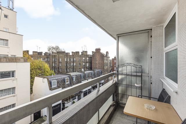 Flat 9, 202, Kensington Church Street, London photo 4